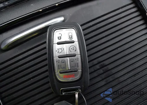 2025 Chrysler Pacifica Limited from USA, damaged, VIN 2C4RC1GG2SR566127